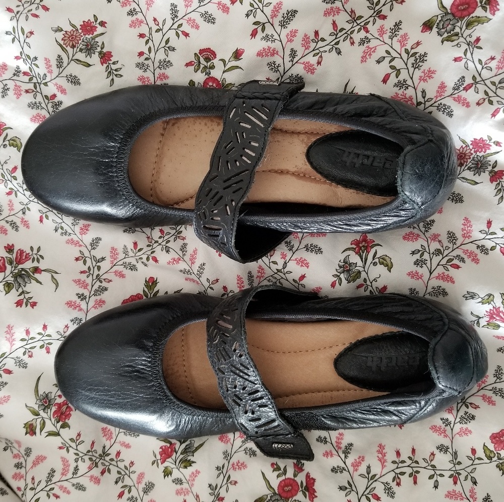 Mary Jane Flats